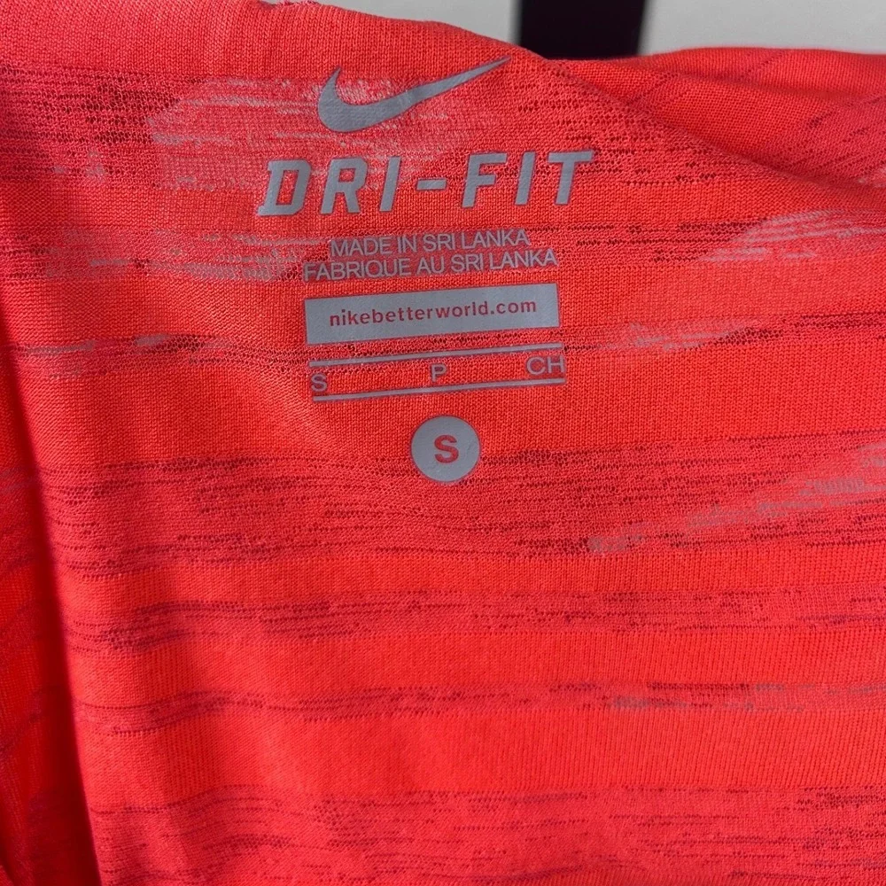 Nike Womens Dri-FIT Strappy Back Burnout Stripe Training Tank Top Orange Small